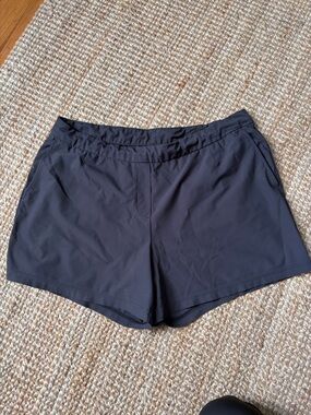 Nike Black Women's Golf Shorts